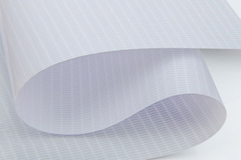 Да ли се Флек банери са позадинским осветљењем могу прати млазом воде под високим притиском?